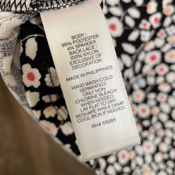 Express black and white floral lace embroidered tanktop, size S - Picture 7 of 7